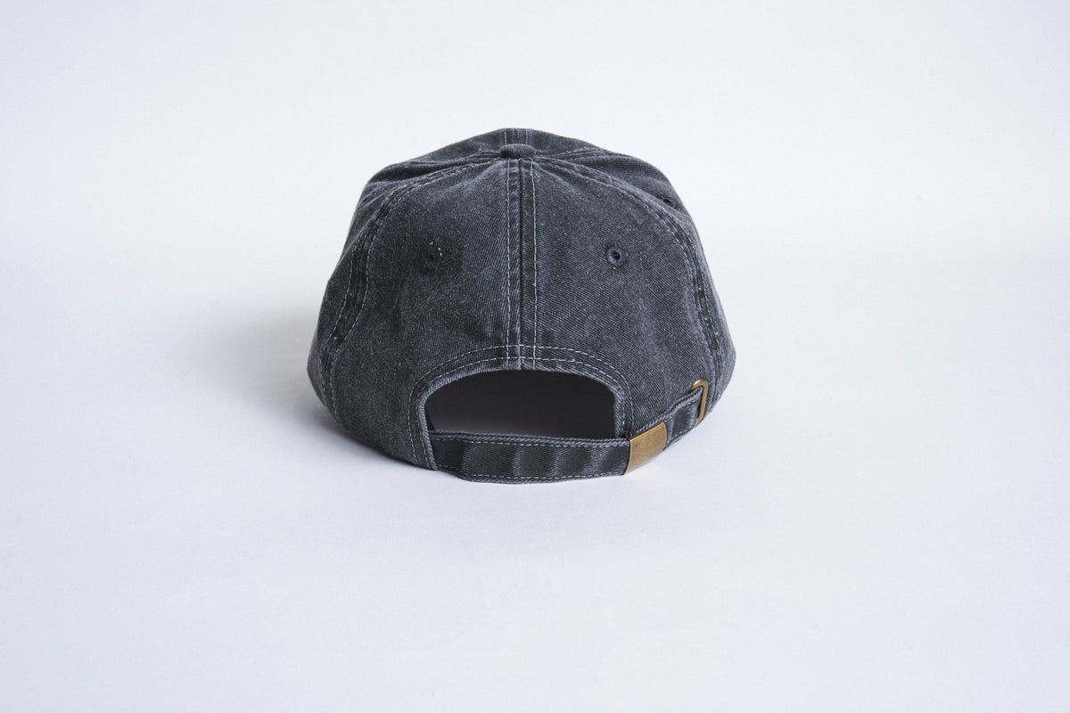 Six Panel Strapback - Black